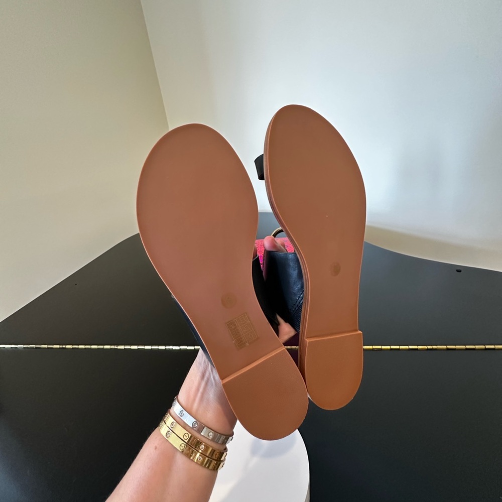 TORY BURCH NWT AUTHENTIC MINIMALIST LUXURY RESORT SUMMER RAVELLO STUDDED SANDAL - Picture 12 of 17
